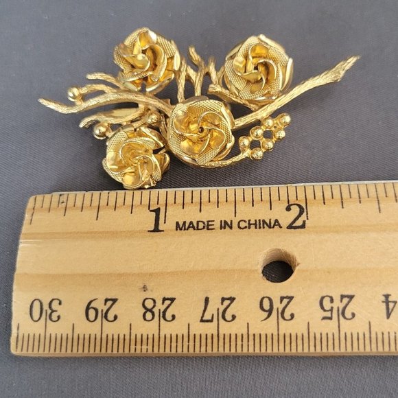 Coro Signed Vintage 1950S Women's Fashion Jewelry Gold Tone Brooch Pin Roses - Picture 6 of 6